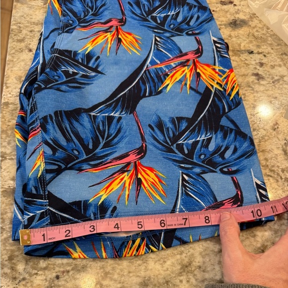 NWT Hurley Phantom men’s swim shorts. Bright, Size 30 - Picture 5 of 11